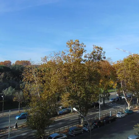 Prince's Luxury Colosseo