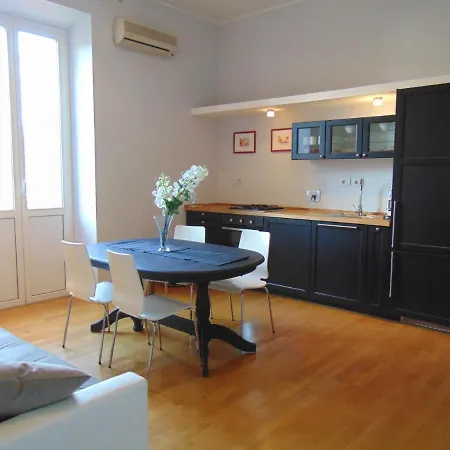 Prince's Luxury Colosseo شقة *