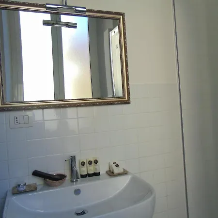 شقة Prince's Luxury Colosseo *